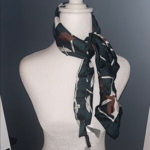 NWT Ann Taylor Chic Floral Silk Scarf